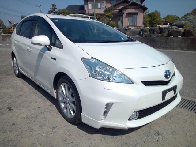 2013 TOYOTA PRIUS Alpha for sale from Japan - ATCJapan-14700079