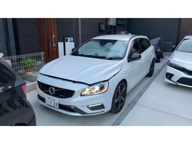 2015 VOLVO VOLVO V60 for sale from Japan - ATCJapan-19265825