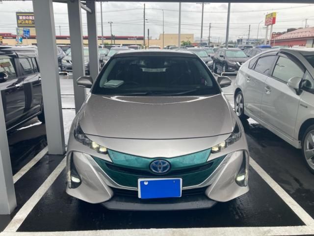 2017 TOYOTA PRIUS PHV for sale from Japan - ATCJapan-19465493