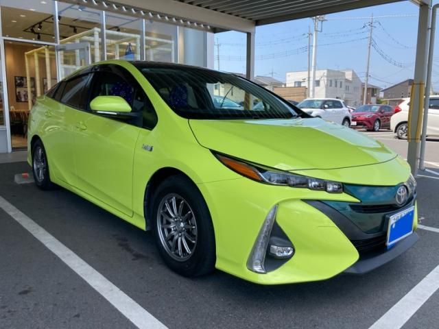 2017 TOYOTA PRIUS PHV for sale from Japan - ATCJapan-19465822