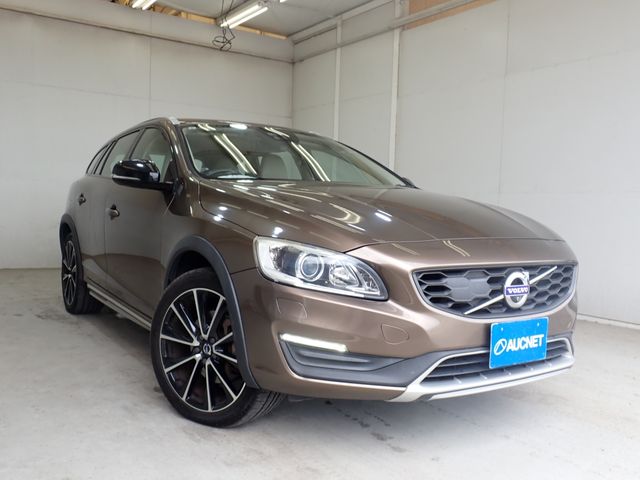2018 VOLVO VOLVO V60 CROSS COUNTRY for sale from Japan - ATCJapan-19520036